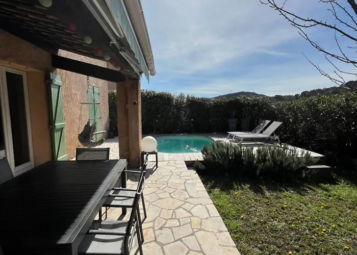 Villa Sur La Cote D\'Azur Avec Piscine